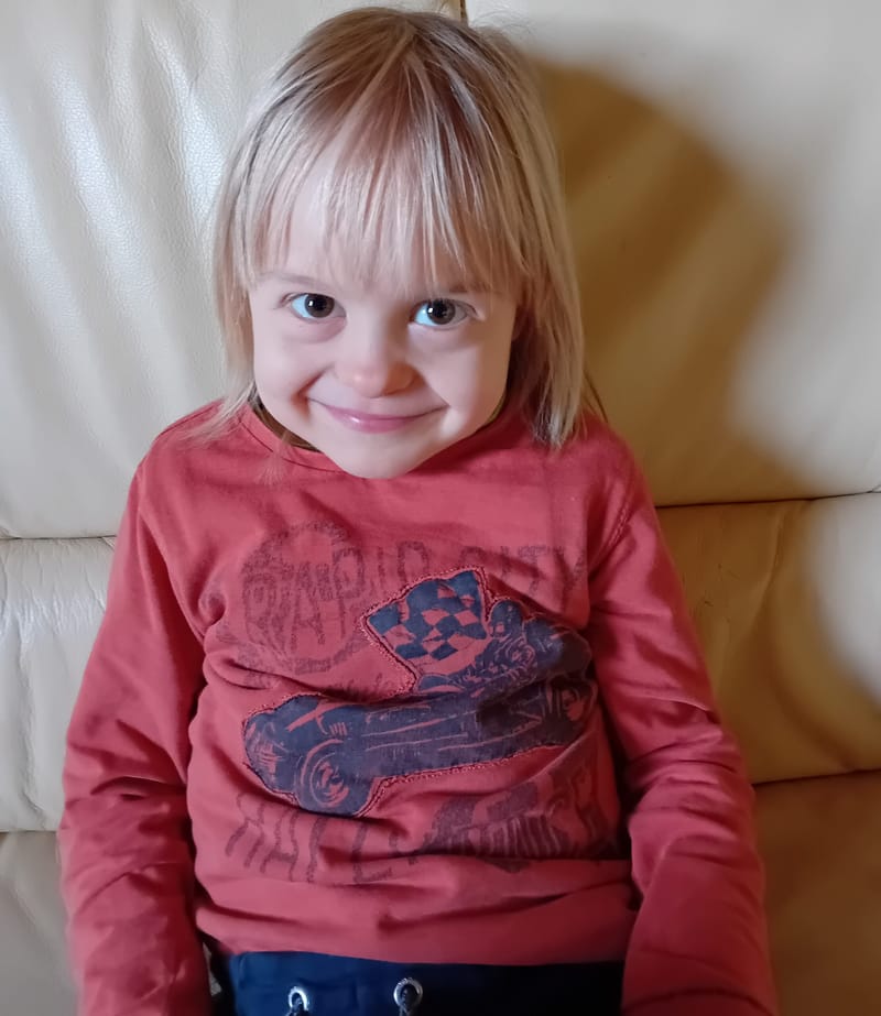 Aleks — mali borec, ki je pisal Božičku