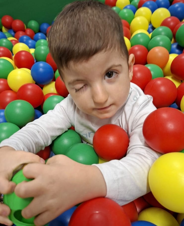 Jurij — mali borec, ki je pisal Božičku