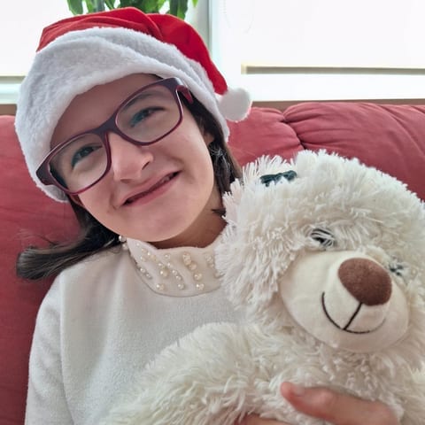Tija, 16 let