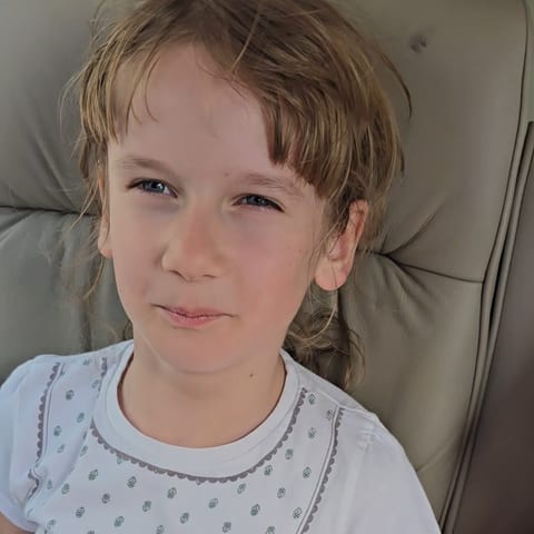 Anastasia Isabela, 9 let